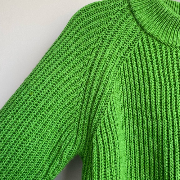 NWOT Club Monaco Thick Green Oversized Crewneck Acrylic & Wool Sweater - Picture 7 of 13
